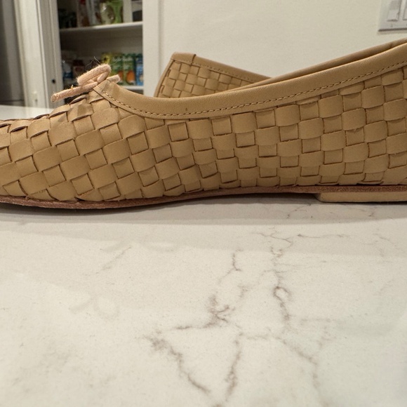 Freda Salvador Jada Square Toe Ballet Flats in Latte Closed Woven Calf Size 8 - Picture 9 of 11